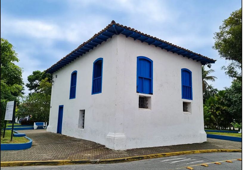 casa-marara-cadeia-itanhaem-sp.png